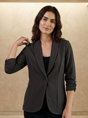 BNWT Tailored Women's Ruched 3/4 Sleeve Shawl Collar Single-Button Blazer